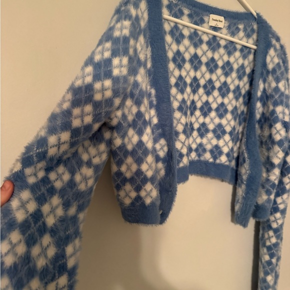 Sunday Best Blue and White Plaid Cardigan - Picture 3 of 4